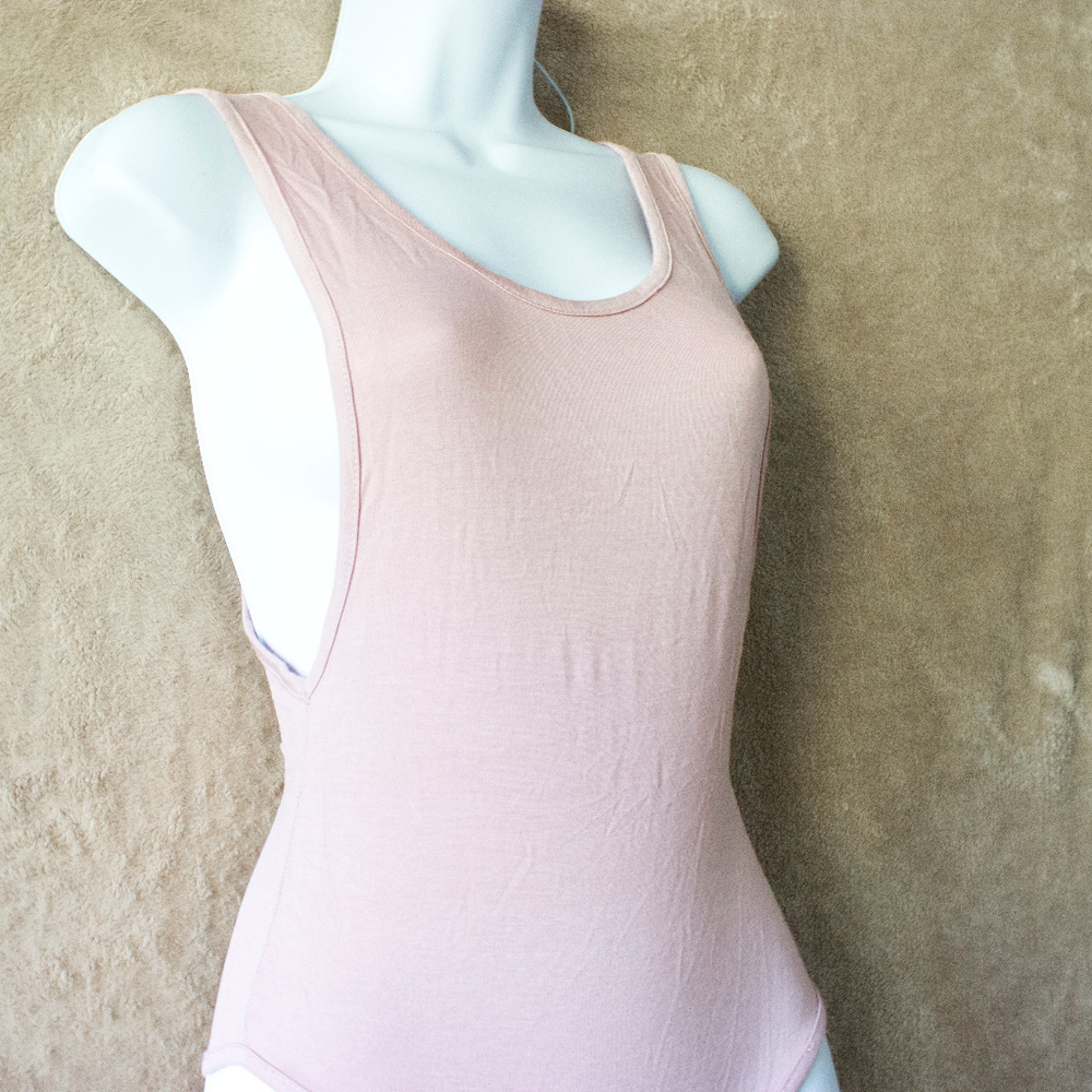 2/$20 NWT Bodysuit Boohoo - Dusty Pink - Picture 2 of 7